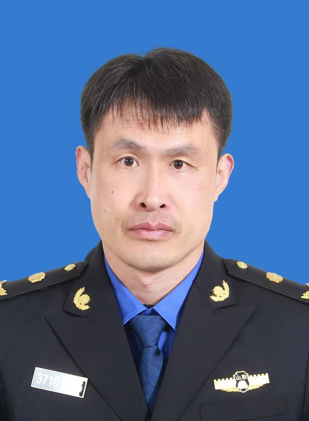<!--信息标题-->